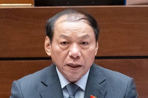 Giá vé máy bay tăng cao trách nhiệm thuộc về Bộ GTVT và Bộ Tài chính