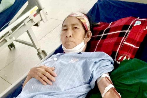 Thương cảm hoàn cảnh hai bà cháu nương tựa vào nhau