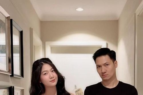 Bé Chíp 'Bố ơi mình đi đâu thế' xinh đẹp ở tuổi 15