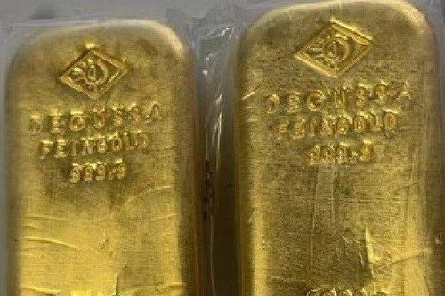 Bất ngờ phát hiện số vàng trị giá hơn 3,7 tỷ đồng khi đang dọn nhà