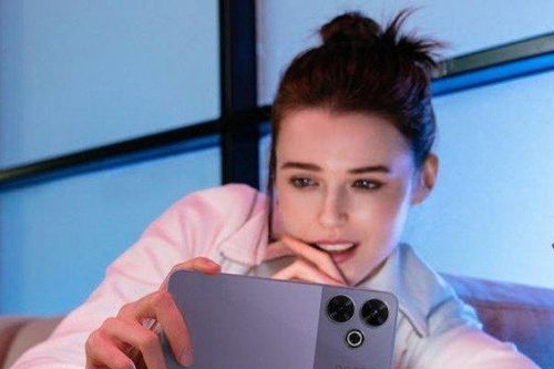 Ra mắt POCO M6: Camera 108MP, pin 'trâu', giá từ 4,29 triệu đồng
