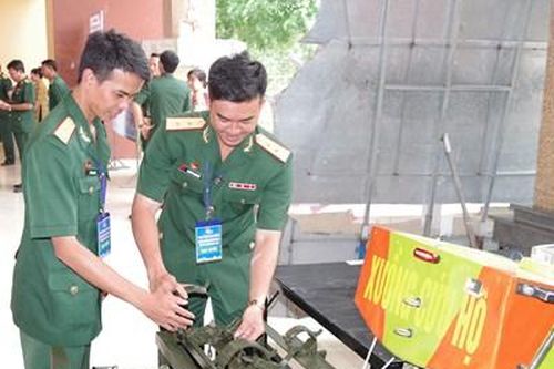 Tạo điều kiện để sĩ quan trẻ trưởng thành