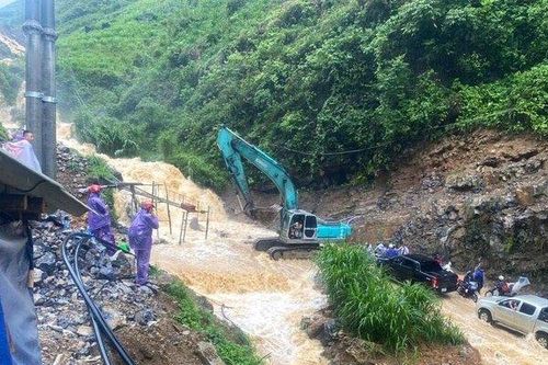 Hà Giang ngập úng và sạt lở, du lịch vùng cao thế nào để an toàn ?