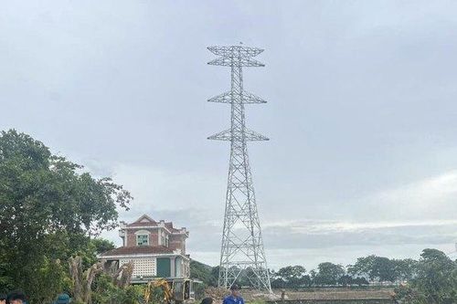 Tuổi trẻ Nghệ An tiếp sức thi công công trình đường điện 500kV