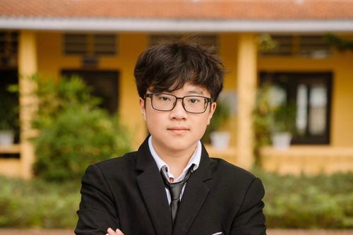 Xuất hiện điểm 'tuyệt đối' tại Kỳ thi vào lớp 10 THPT Chuyên Hùng Vương