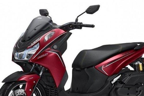 Yamaha LEXI 155 VVA giá 48,5 triệu đồng, so kè Honda Vario 160