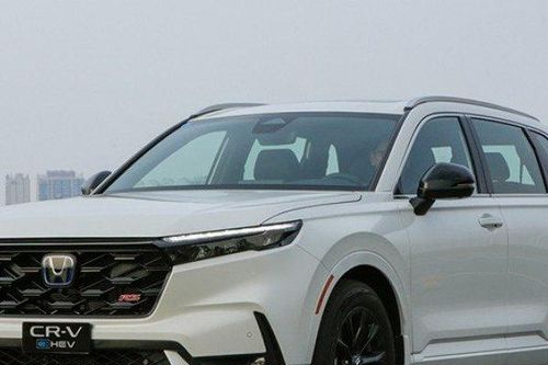 Honda Việt Nam báo cáo nhầm, CR-V hybrid mất ngôi vương xe bán chạy nhất tháng