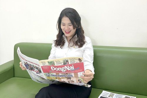 Báo cuối tuần đậm tính giải trí, nhẹ nhàng