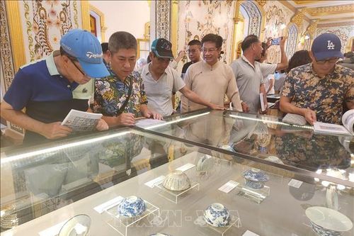 Cuộc hội ngộ của các nhà sưu tập cổ vật ở ba miền đất nước