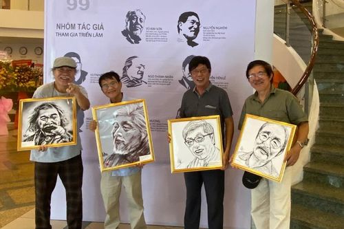 Khi các nhà báo làm họa sĩ
