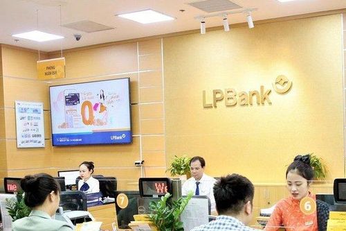 LPBank muốn thay đổi phương án tăng vốn điều lệ