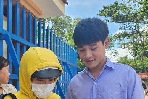 Nhiều thí sinh phố núi làm bài tốt nhờ học 'trúng tủ' đề thi Ngữ Văn