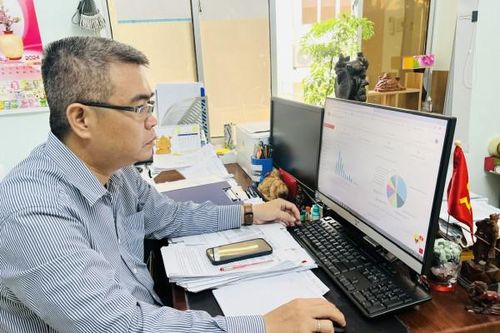 Đẩy mạnh triển khai ứng dụng Sổ tay đảng viên