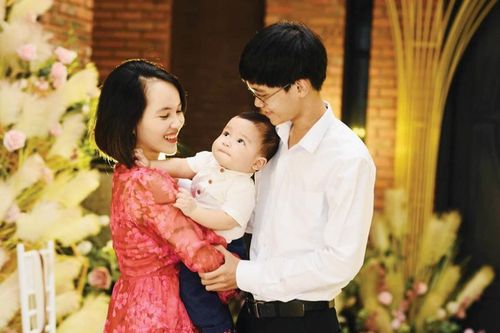 Những người 'xây tổ ấm'