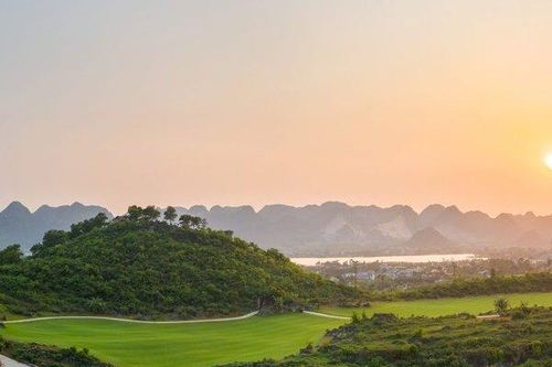Chủ sân golf Hoàng Gia: 12 năm thua lỗ, dự án vướng nhiều sai phạm