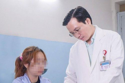 Sau khi ăn tiệc thì cấp cứu do nôn ói, phát hiện bệnh cực kỳ nguy hiểm