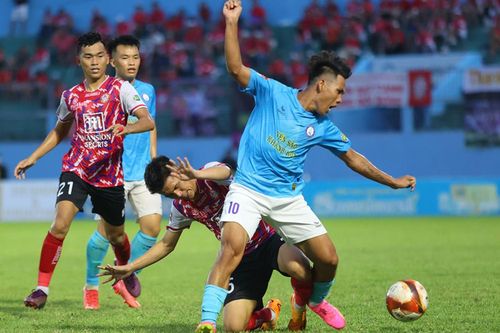 Từ cảm xúc những đứa con của bầu Đức