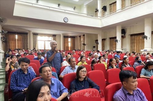Cử tri kiến nghị nhiều vấn đề dân sinh thiết thực