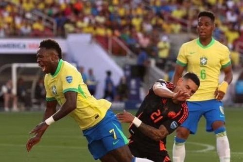 CONMEBOL xác nhận trọng tài sai lầm trong trận Brazil - Colombia