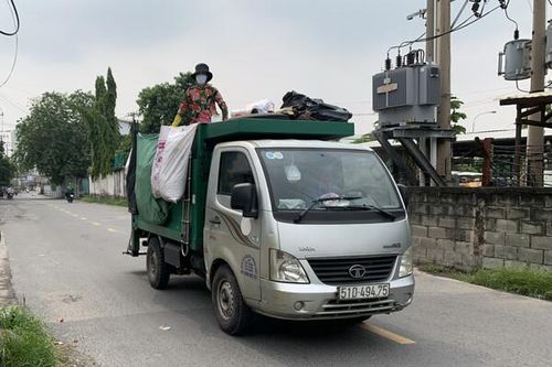 TP.HCM: Nhiều đơn vị thu gom rác phản ứng trước việc thu tiền rác qua ứng dụng