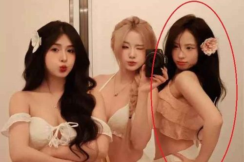 Danh tính gái lạ chiếm sóng ngay trên 'sân nhà' của Quỳnh Alee