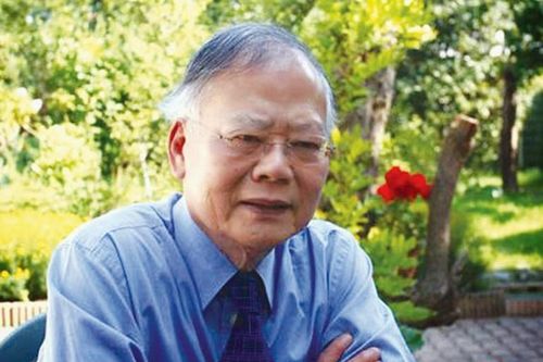 GS Cao Huy Thuần qua đời tại Pháp
