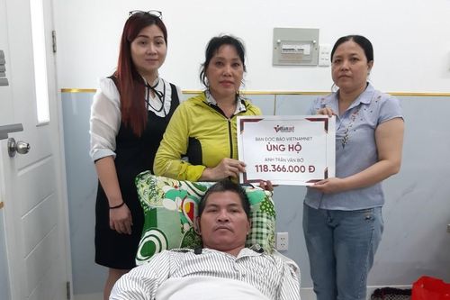 Trao hơn 118 triệu đồng đến anh Trần Văn Bờ