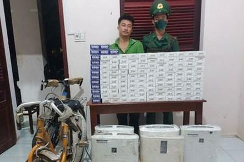 Bộ đội Biên phòng tỉnh An Giang bắt giữ đối tượng vận chuyển trái phép hàng hóa qua biên giới