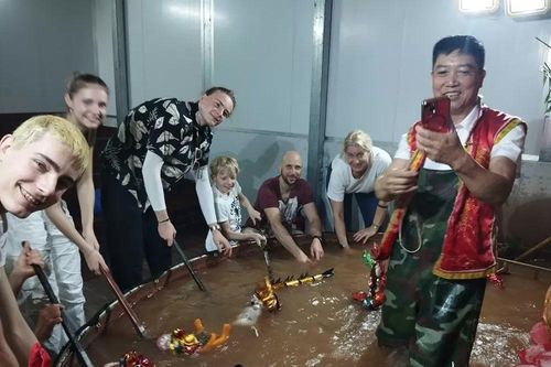 Rối nước thu hút khách quốc tế tại Lễ hội mùa Hè Nhật Bản tại Hà Nội