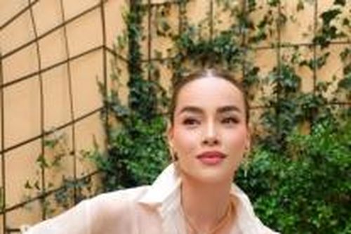 Thần thái đỉnh cao cùng vóc dáng quyến rũ của ca sĩ Hồ Ngọc Hà