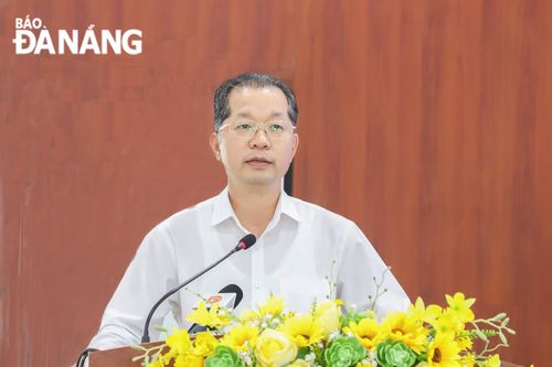 Bí thư Thành ủy Nguyễn Văn Quảng thông tin thời sự đến cán bộ hưu trí Câu lạc bộ Thái Phiên