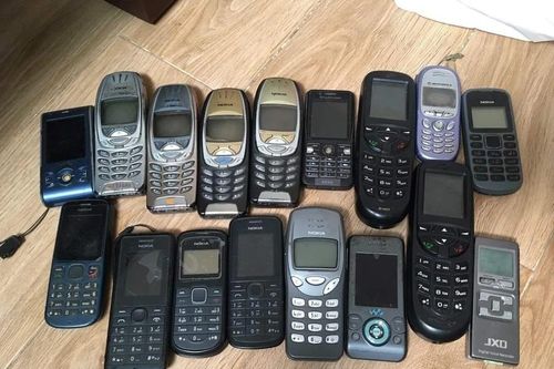 Tắt sóng 2G, hàng triệu người dân Việt Nam có được hỗ trợ 'lên đời' smartphone?