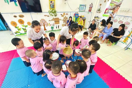 Quản lý hoạt động dạy hè ở các cơ sở giáo dục mầm non