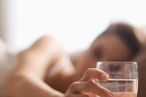 Lợi ích chữa bệnh khi uống nước ấm buổi sáng, nhiều người chưa biết
