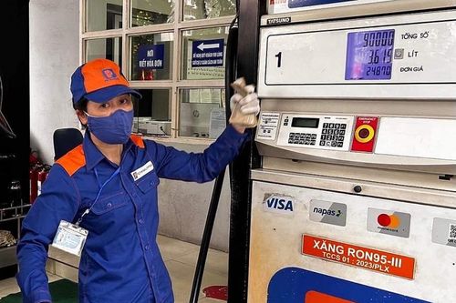 Nghiên cứu thành lập sàn giao dịch xăng dầu