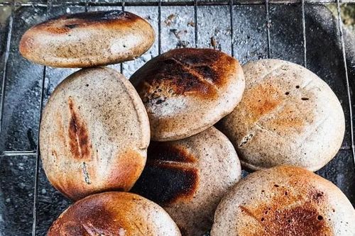 Bánh tam giác mạch, đặc sản làm từ loài hoa dại
