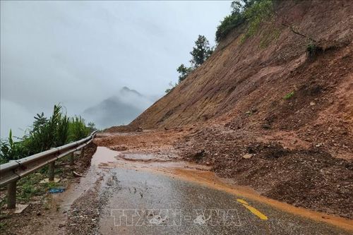 Mưa lũ làm 5 người thương vong, gây nhiều thiệt hại tại một số địa phương