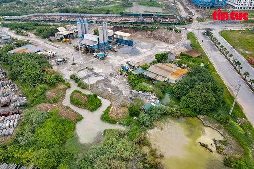 Công an vào cuộc điều tra trạm trộn bê tông xả thải ra môi trường