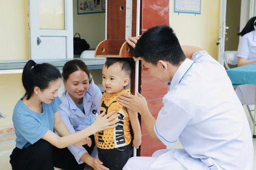 Quảng Ninh: Chi hơn 8 tỷ đồng ngân sách cải thiện thể lực cho trẻ em dưới 5 tuổi bị suy dinh dưỡng mức cao