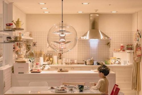 Ngôi nhà của người mẹ một con ngăn nắp đến mức khó tin, ai nhìn cũng mê