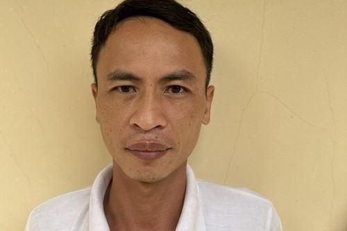 Đối tượng truy nã đặc biệt nguy hiểm ra đầu thú