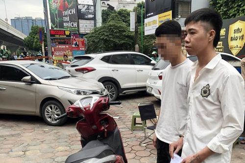 'Sa lưới' Cảnh sát 141 khi vừa đi mua ma túy về dùng