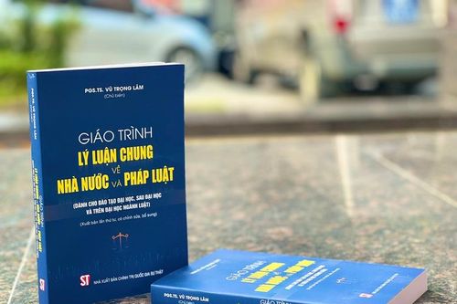 Xuất bản giáo trình quý về Lý luận chung về nhà nước và pháp luật