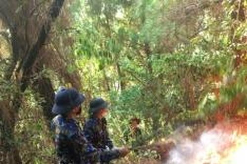 Cháy rừng ở Quảng Bình, lực lượng quân đội tham gia chữa cháy