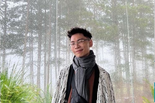 Nam sinh nghèo giành học bổng toàn phần thạc sĩ tại Anh
