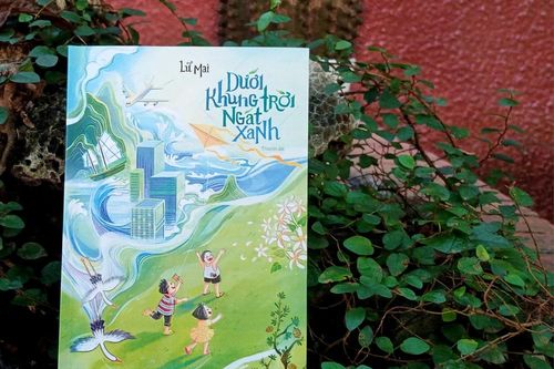 'Dưới khung trời ngát xanh': Truyện dài chắt chiu từ những ký ức tuổi thơ