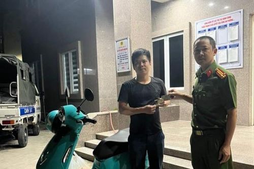Xúc động những lá thư cảm ơn của người dân gửi đến Công an quận Tây Hồ