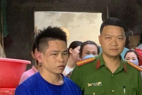 'Dạt' hàng trăm cây số, thuê phòng trọ để rình 'ăn' điện thoại xịn