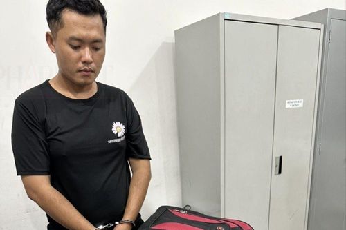 'Trắng tay' tiền ảo, bị bắt khi chuẩn bị cướp nhà băng