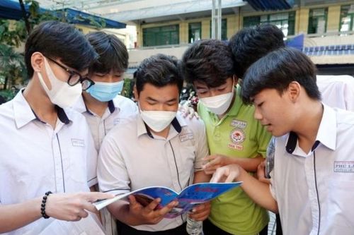 Nhiều trường đại học công bố điểm chuẩn trong chiều nay